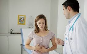 Có bị đau bụng khi mắc bệnh viêm phụ khoa không? 1